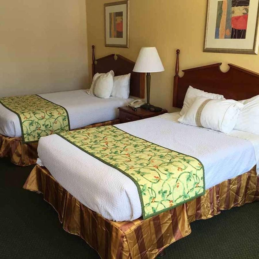 Astoria Hotel Danville North Kültér fotó