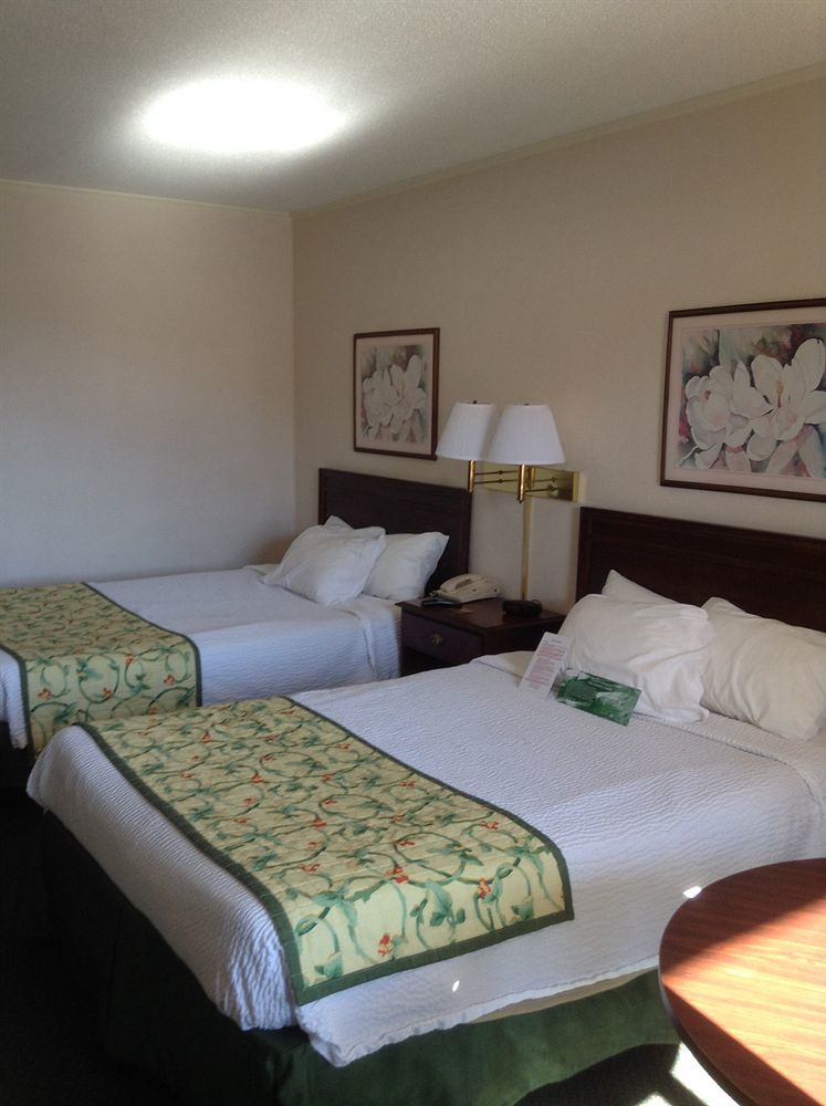 Astoria Hotel Danville North Kültér fotó