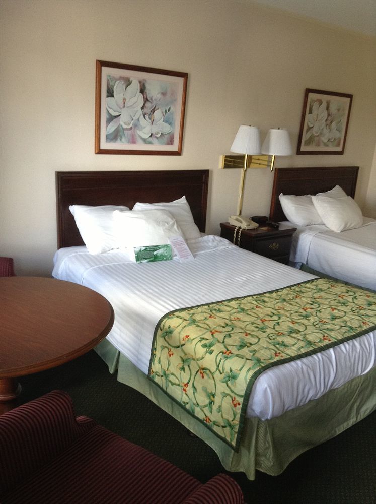 Astoria Hotel Danville North Kültér fotó