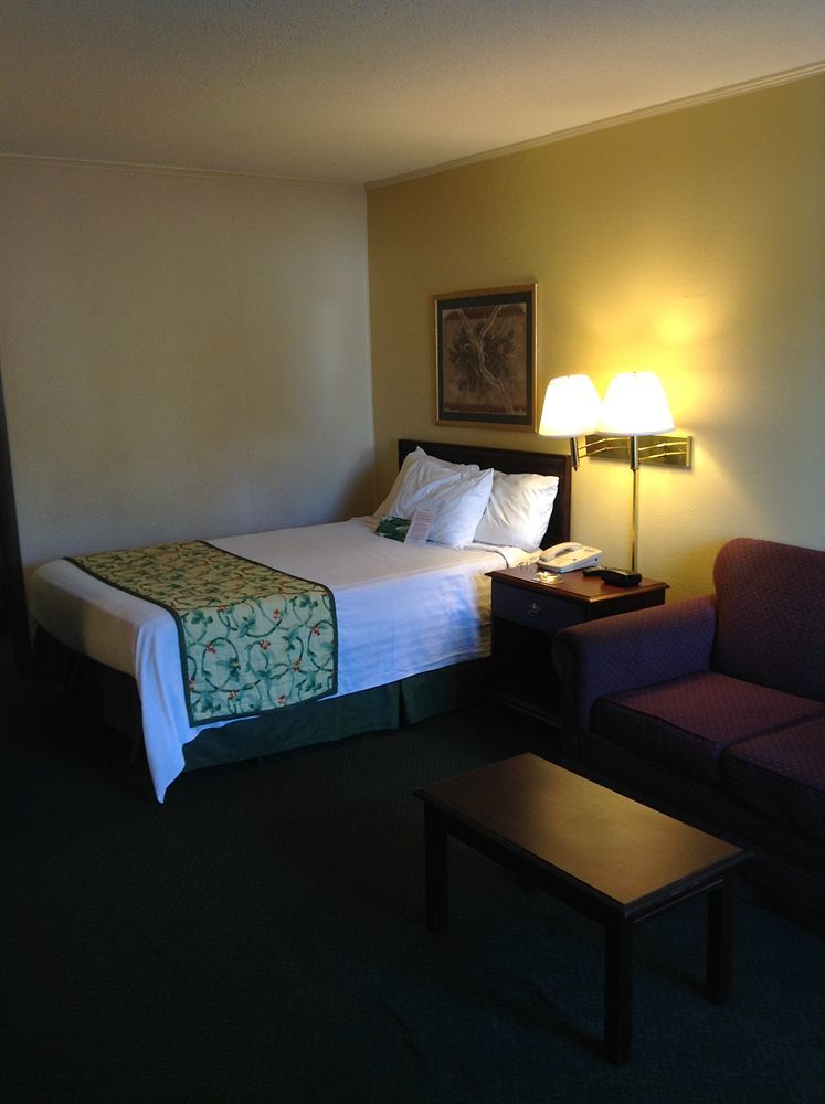 Astoria Hotel Danville North Kültér fotó