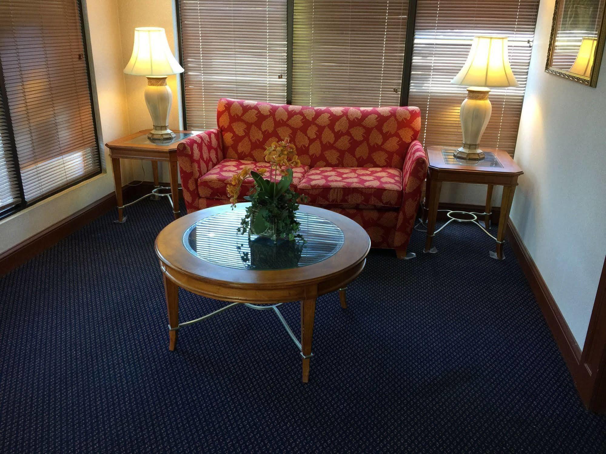 Astoria Hotel Danville North Kültér fotó