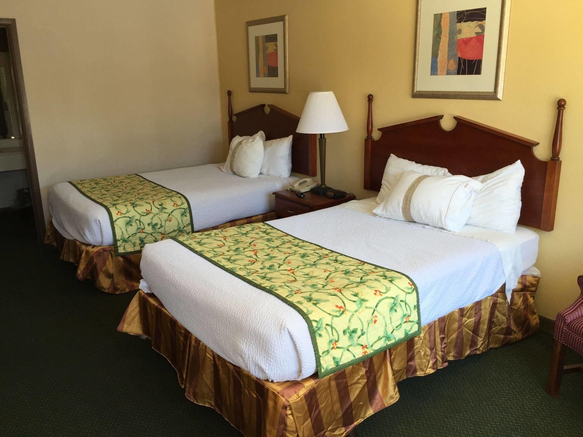 Astoria Hotel Danville North Kültér fotó