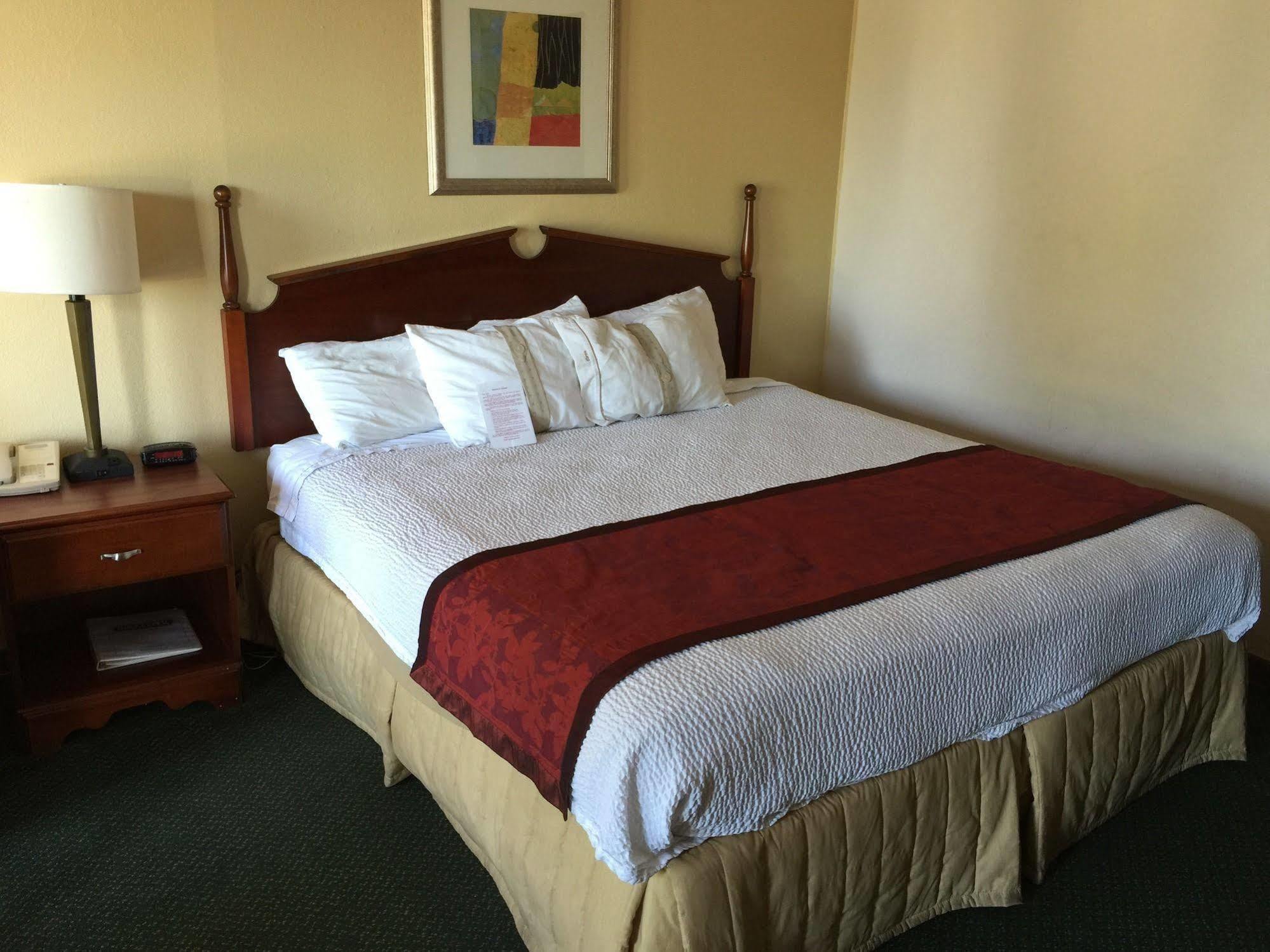 Astoria Hotel Danville North Kültér fotó